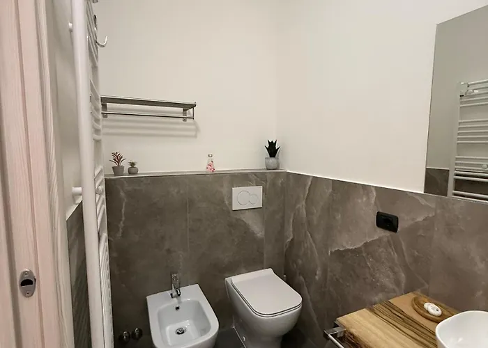 Vendégház Primo Piano Modena